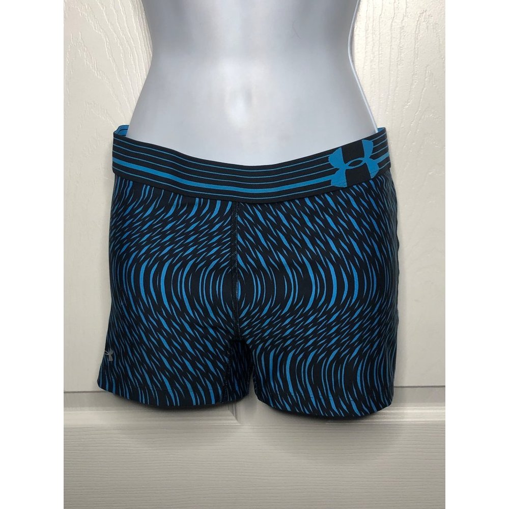 Under Armour shorts small black